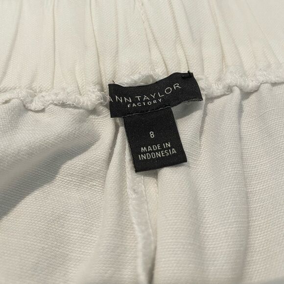Ann Taylor White Paper Bag Waist Capri Pants Size 8 with Belt - Picture 5 of 12